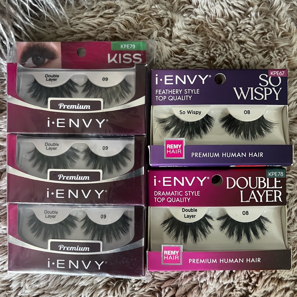 KISS i-ENVY Premium Eyelash Collection - Black